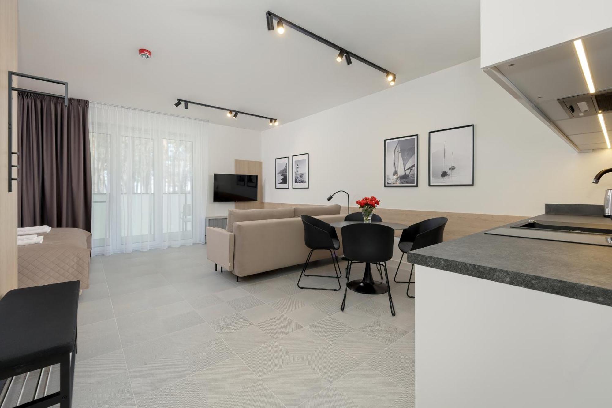Aquamarina Dabki Marina Invest Apart otel Dış mekan fotoğraf