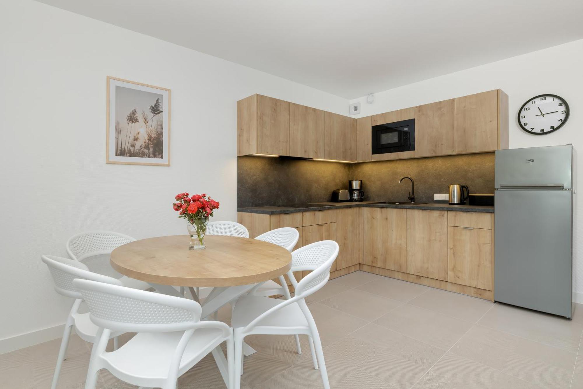 Aquamarina Dabki Marina Invest Apart otel Dış mekan fotoğraf