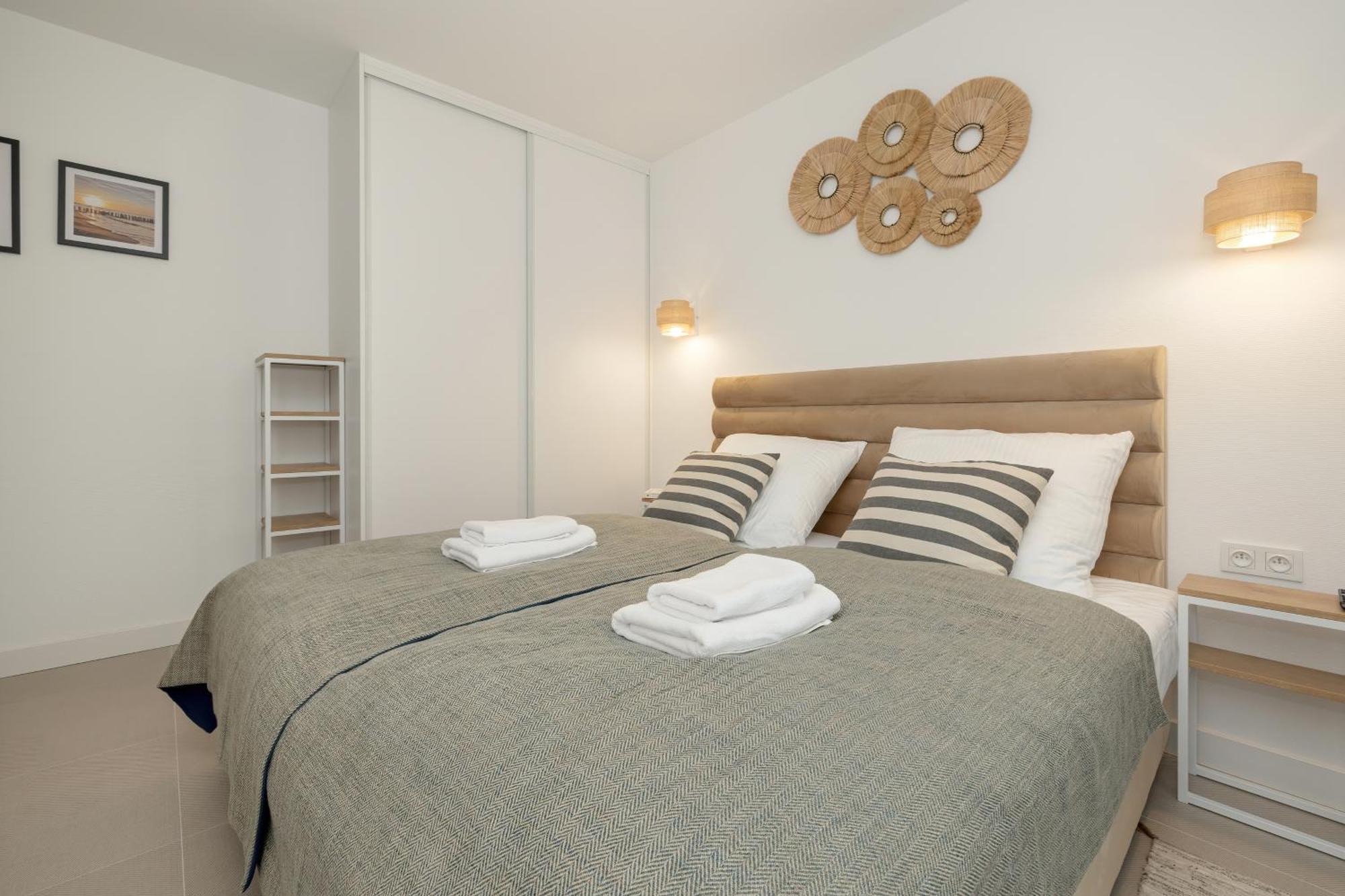Aquamarina Dabki Marina Invest Apart otel Dış mekan fotoğraf