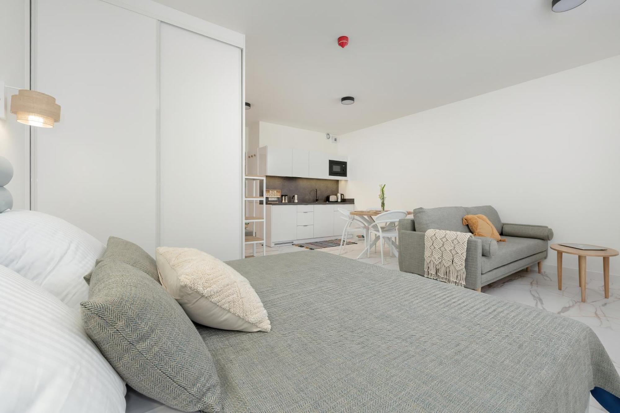 Aquamarina Dabki Marina Invest Apart otel Dış mekan fotoğraf