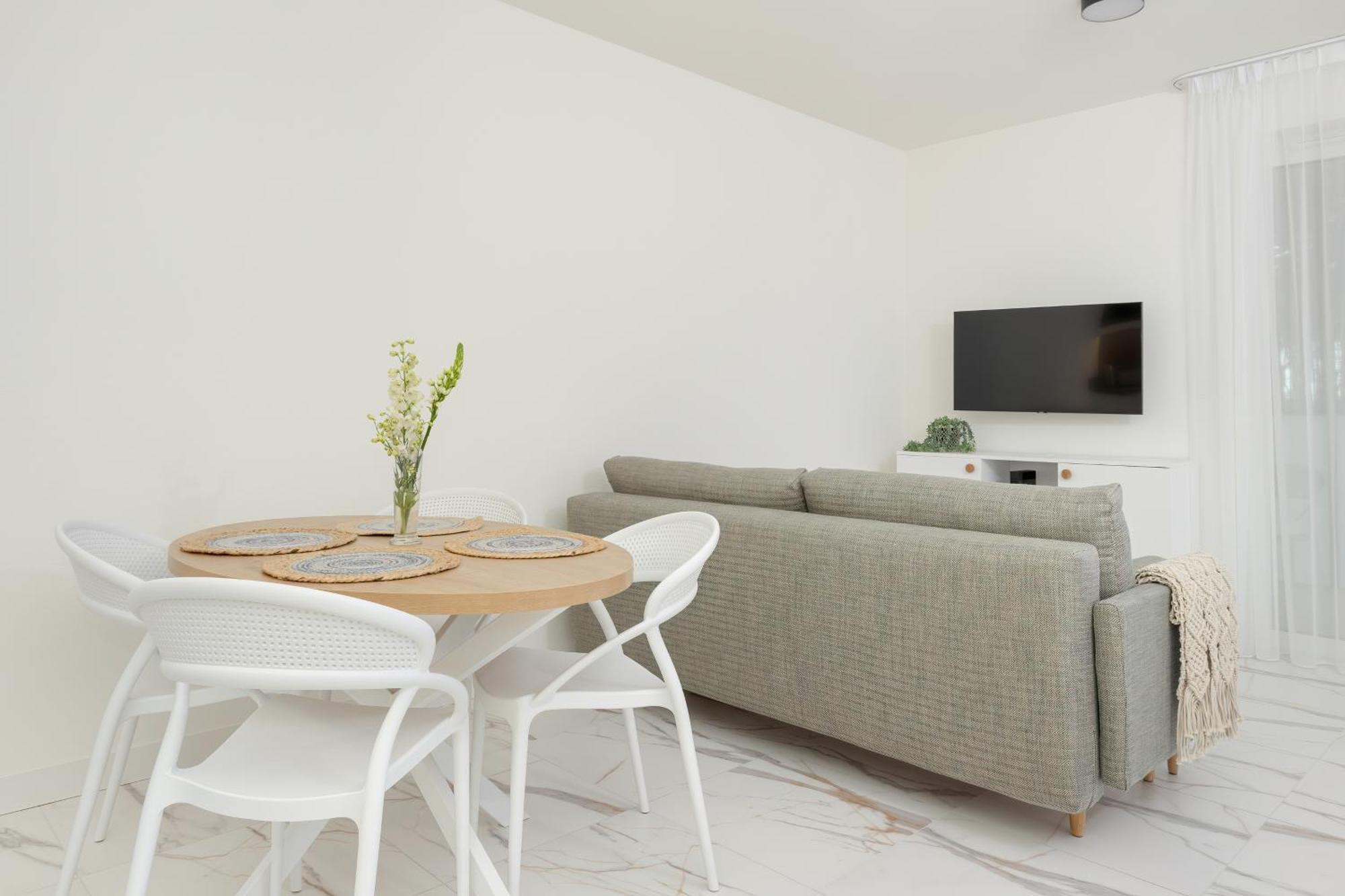 Aquamarina Dabki Marina Invest Apart otel Dış mekan fotoğraf